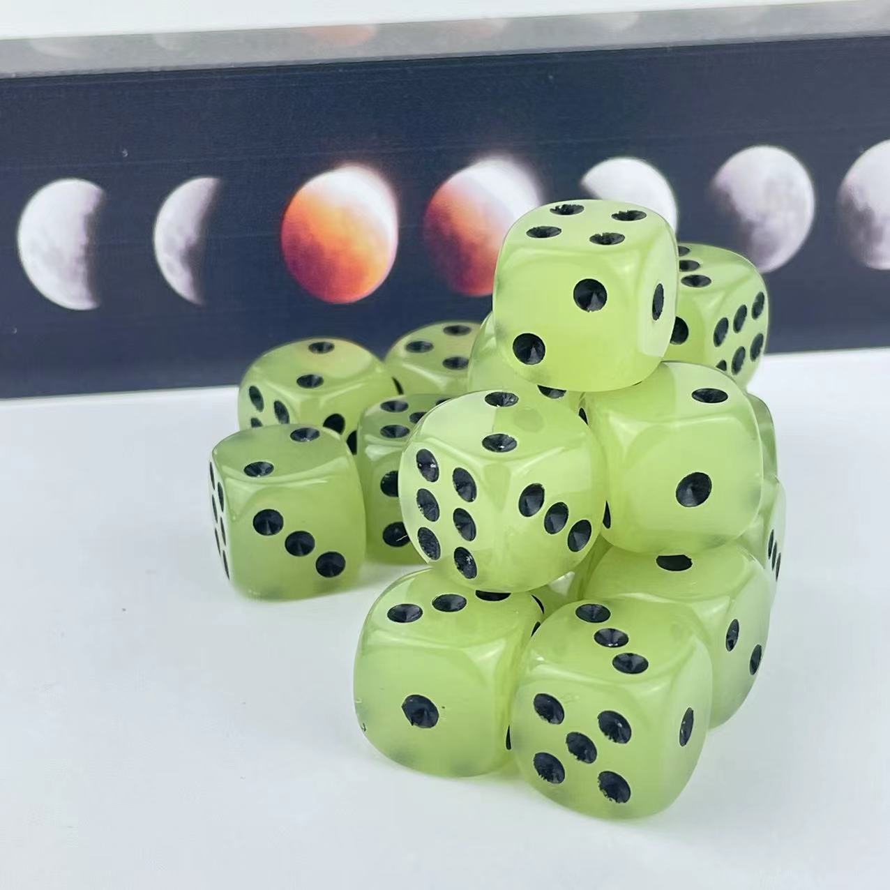 Board Game Yahtzee - Confezione da 10 dadi D6 a